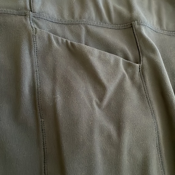 Athleta leggings size large - Picture 5 of 7